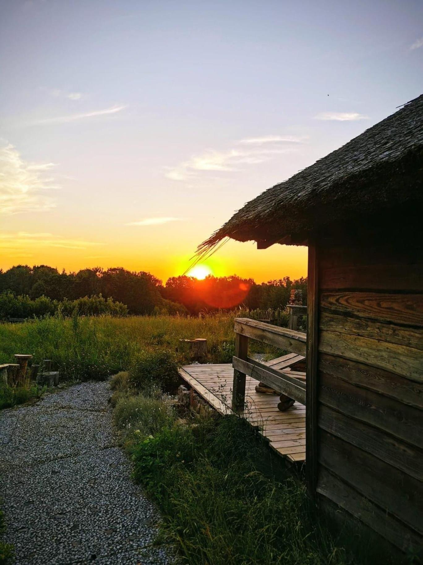 Dom Uzdrowisko Hotel Tolkmicko Bagian luar foto